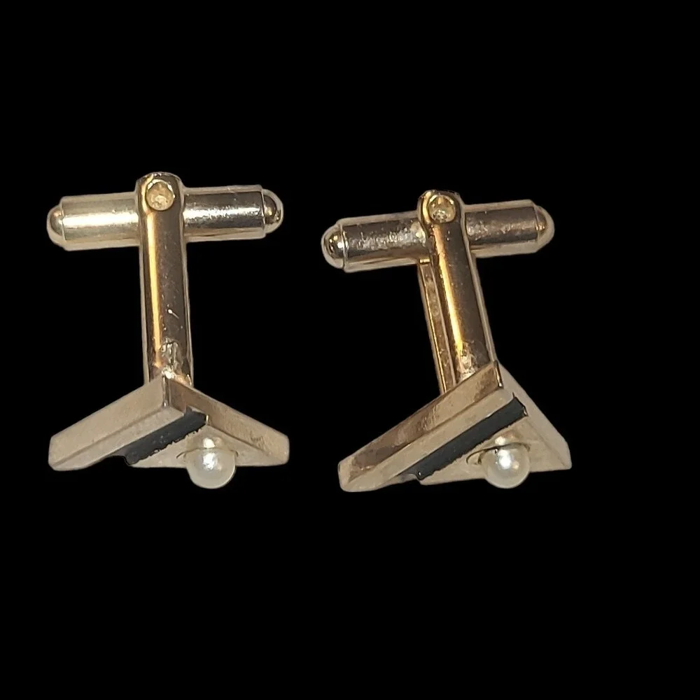Vintage Gold Tone Faux Pearls‎ Black Enamel Men's Triangle Cufflinks Unsigned